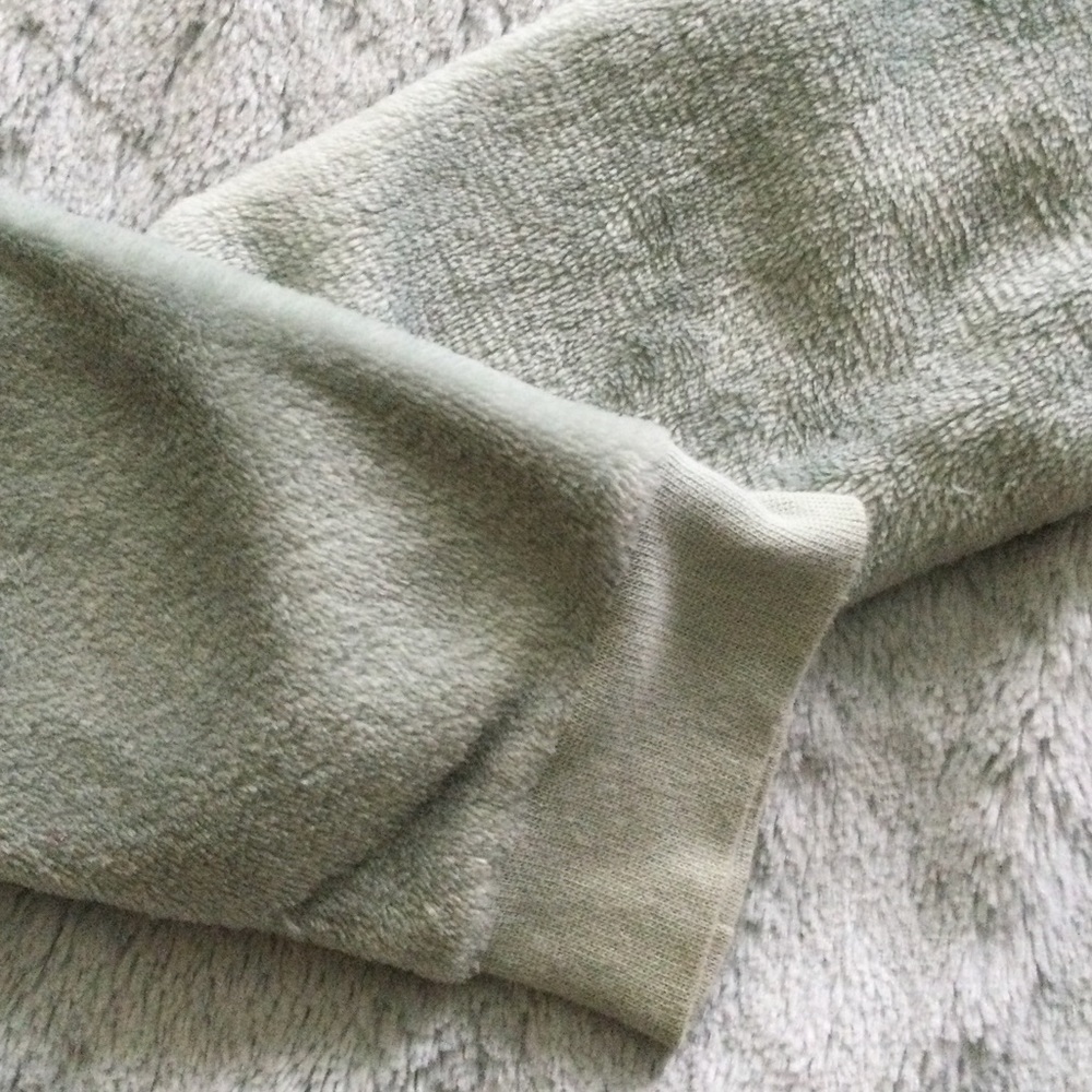 H&M light blue fuzzy soft sweater - Picture 3 of 3